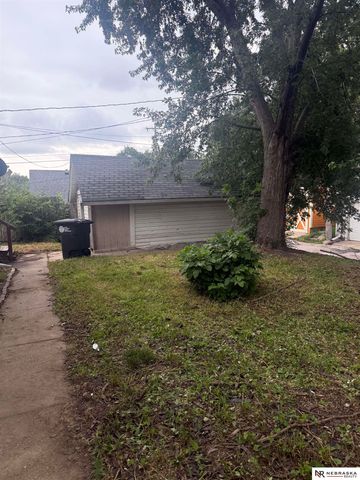 2409 B Street, Omaha, NE 68105