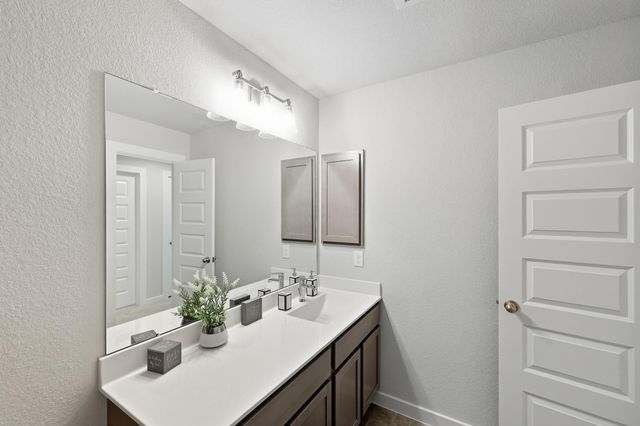 2322 Honey Heights Lane, Fresno, TX 77545