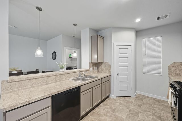 2322 Honey Heights Lane, Fresno, TX 77545