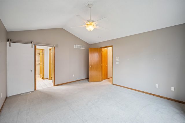 5930 Ep True Parkway, West Des Moines, IA 50266