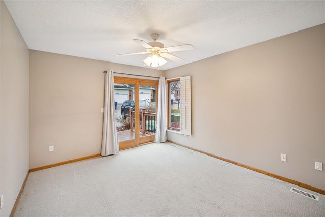 5930 Ep True Parkway, West Des Moines, IA 50266