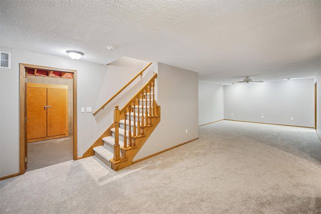 5930 Ep True Parkway, West Des Moines, IA 50266