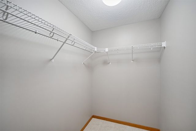 5930 Ep True Parkway, West Des Moines, IA 50266