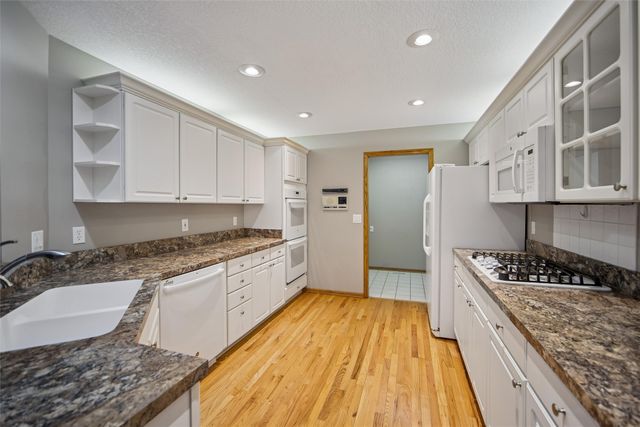 5930 Ep True Parkway, West Des Moines, IA 50266