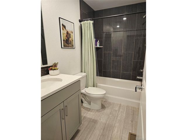 1661 W 67th Cir, Denver, CO 80221