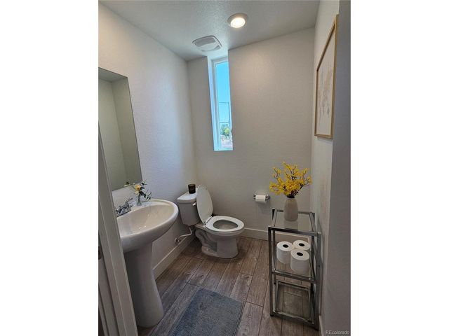 1661 W 67th Cir, Denver, CO 80221