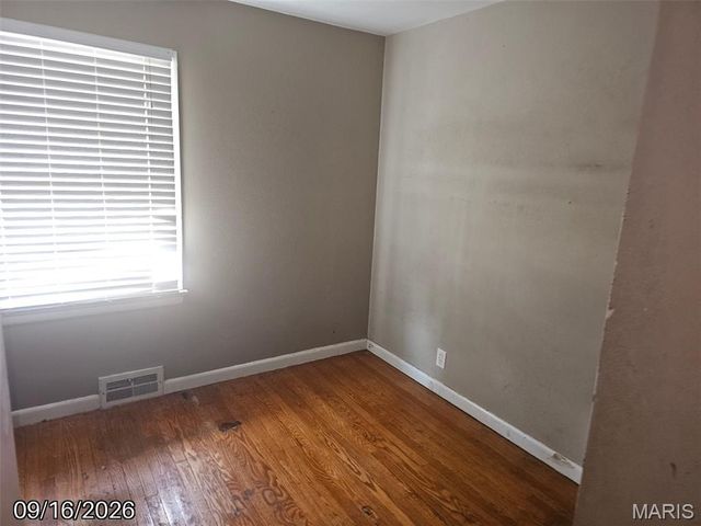 9341 Laramie Drive, St Louis, MO 63137