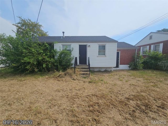 9341 Laramie Drive, St Louis, MO 63137