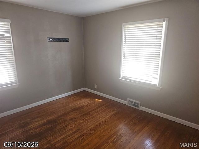 9341 Laramie Drive, St Louis, MO 63137
