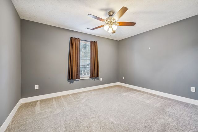 107 Carls Pl, Ashland City, TN 37015