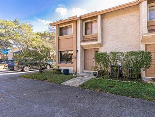 227 Wimbledon Lake Dr 227, Plantation, FL 33324