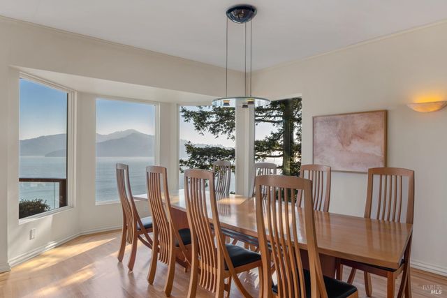 266 Bayview Ave, Belvedere, CA 94920