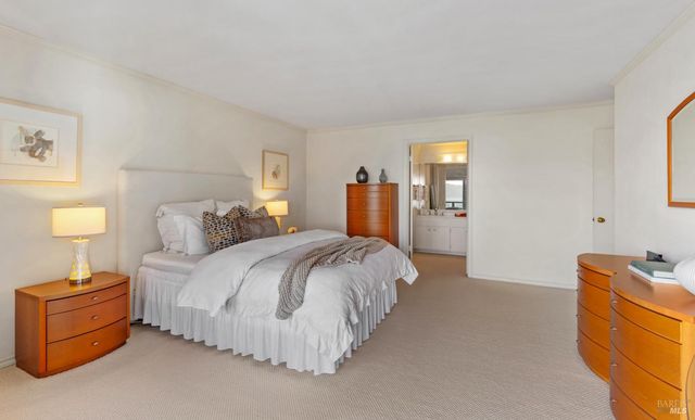 266 Bayview Ave, Belvedere, CA 94920