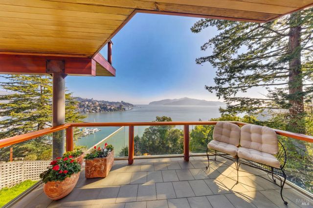 266 Bayview Ave, Belvedere, CA 94920