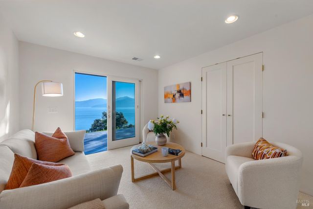 266 Bayview Ave, Belvedere, CA 94920