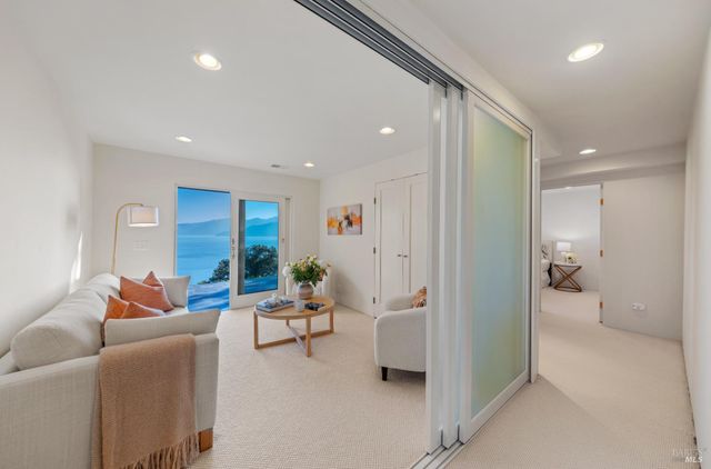 266 Bayview Ave, Belvedere, CA 94920