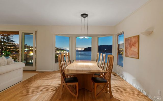 266 Bayview Ave, Belvedere, CA 94920