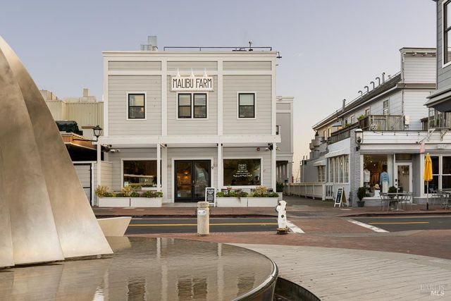 266 Bayview Ave, Belvedere, CA 94920