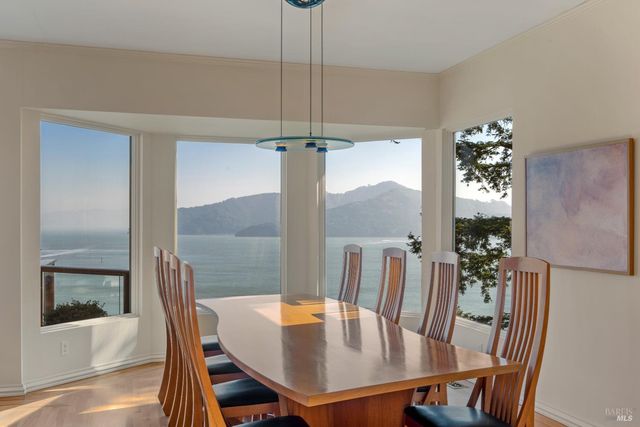 266 Bayview Ave, Belvedere, CA 94920