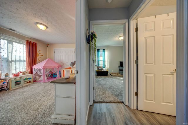 7819 Teal Court, Chandler, IN 47610