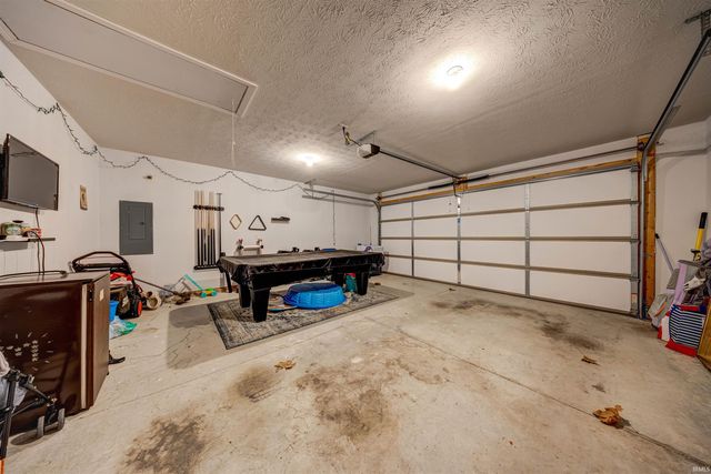 7819 Teal Court, Chandler, IN 47610