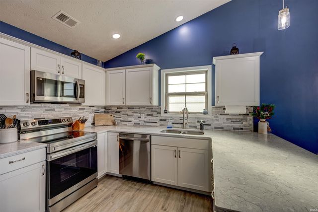 7819 Teal Court, Chandler, IN 47610