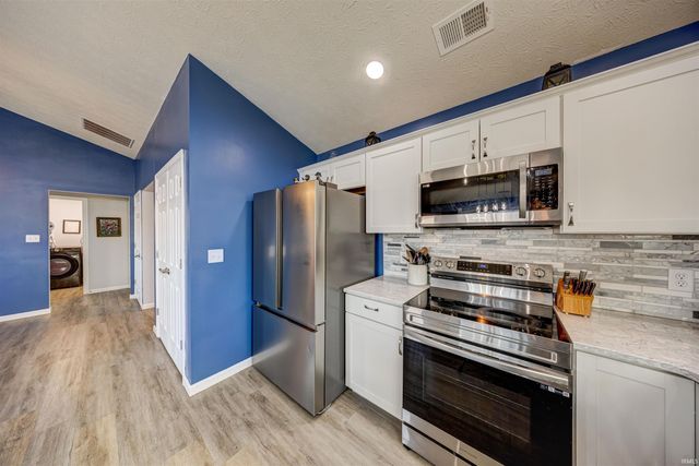 7819 Teal Court, Chandler, IN 47610