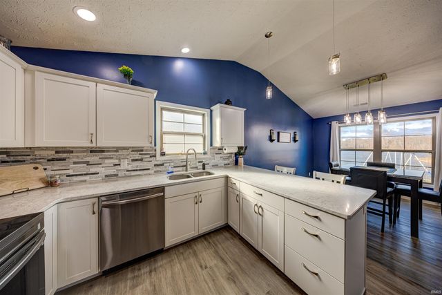 7819 Teal Court, Chandler, IN 47610