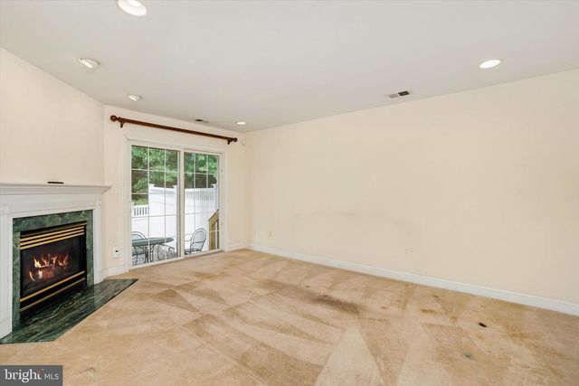 132 COBURN RD, Pennington, NJ 08534
