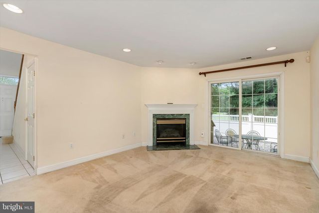 132 COBURN RD, Pennington, NJ 08534