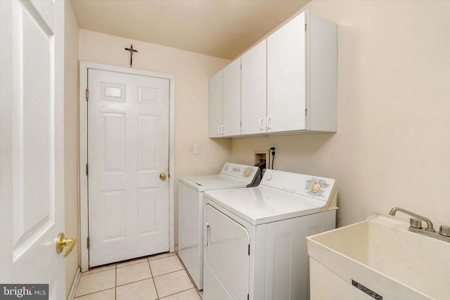 132 COBURN RD, Pennington, NJ 08534