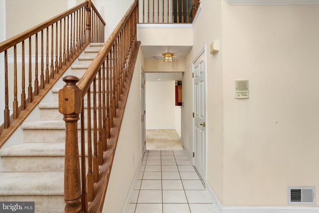 132 COBURN RD, Pennington, NJ 08534