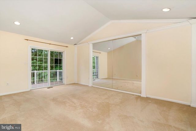 132 COBURN RD, Pennington, NJ 08534