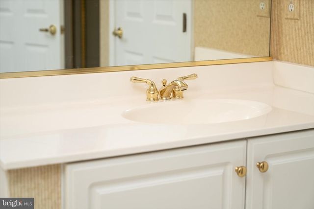 132 COBURN RD, Pennington, NJ 08534