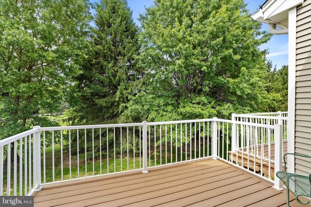 132 COBURN RD, Pennington, NJ 08534