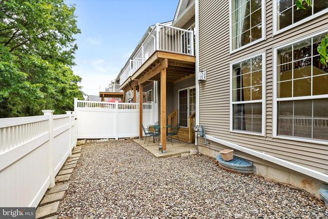 132 COBURN RD, Pennington, NJ 08534