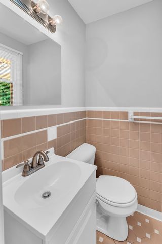 411 Walton Ferry Rd, Hendersonville, TN 37075