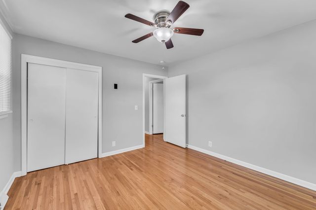 411 Walton Ferry Rd, Hendersonville, TN 37075