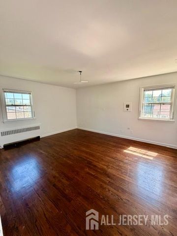 713 Roessner Drive, Union Twp, NJ 07083