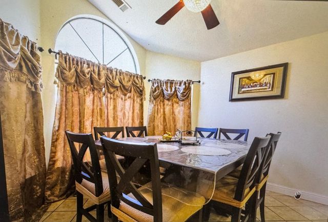 5795 Caribbean Cir, Stockton, CA 95210