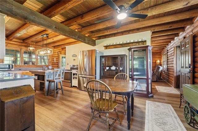 124 Harriet Dr, Lower Burrell, PA 15068