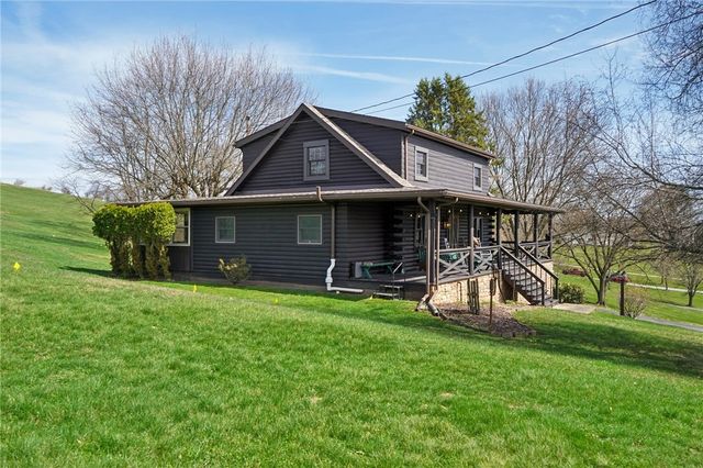 124 Harriet Dr, Lower Burrell, PA 15068