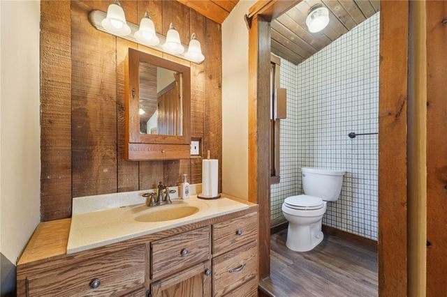 124 Harriet Dr, Lower Burrell, PA 15068