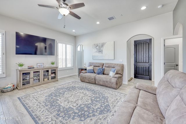 5900 DALHART Drive, El Paso, TX 79924