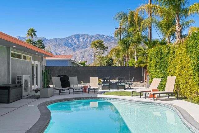 4318 E Mesquite Avenue, Palm Springs, CA 92264