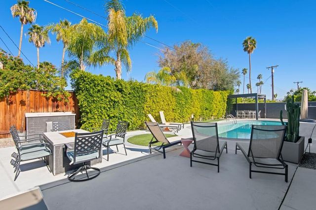 4318 E Mesquite Avenue, Palm Springs, CA 92264