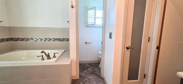 3904 HIDDEN SPRING PLACE, Valrico, FL 33596
