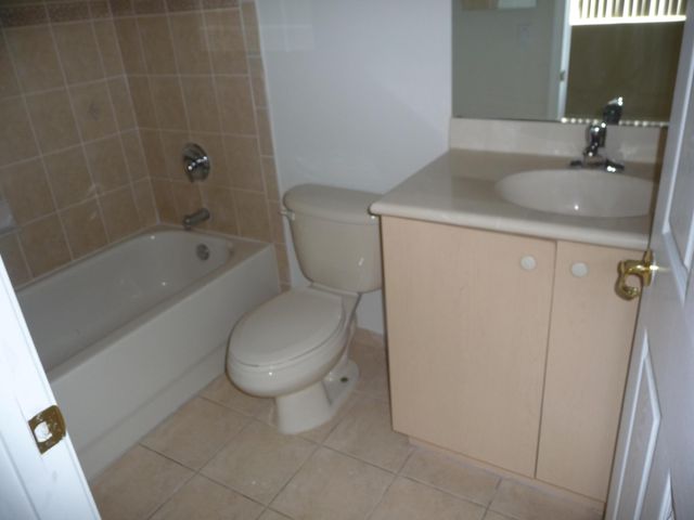 8240 SW 25TH Court 104, Miramar, FL 33025