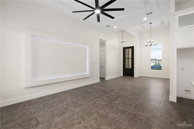 1124 E Acacia Drive, San Juan, TX 78589