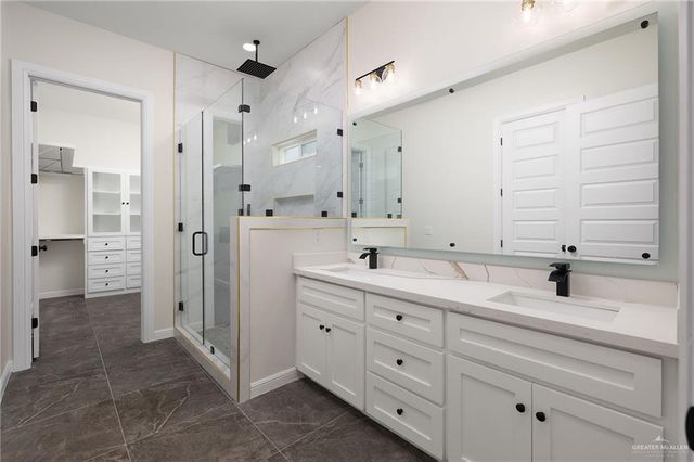 1124 E Acacia Drive, San Juan, TX 78589